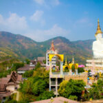 Wat Phra That Pha Sorn Kaew